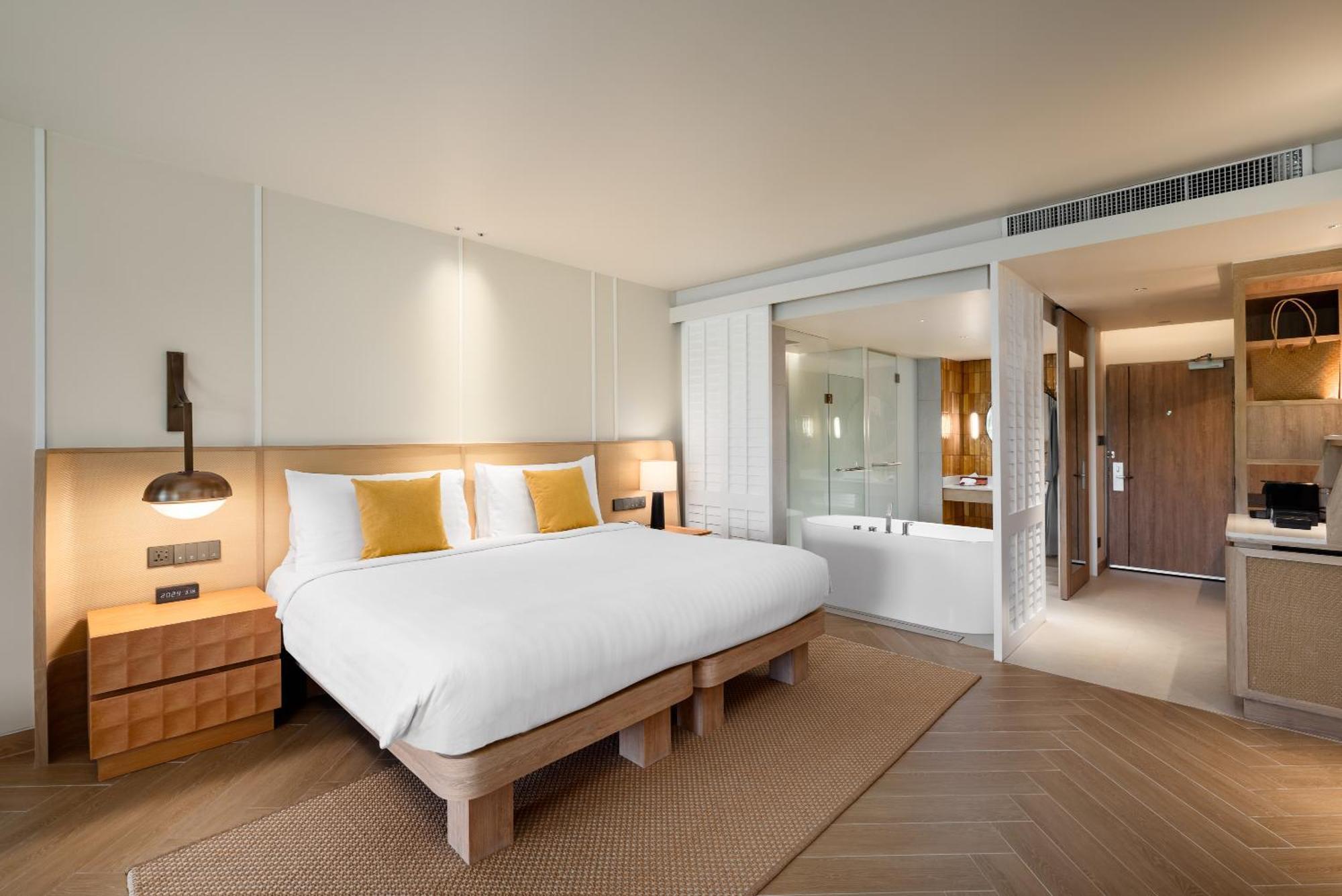 منتجع أوتريجر لاجونا بيتش فوكيت شاطئ بانغ تاو المظهر الخارجي الصورة A bedroom at the hotel