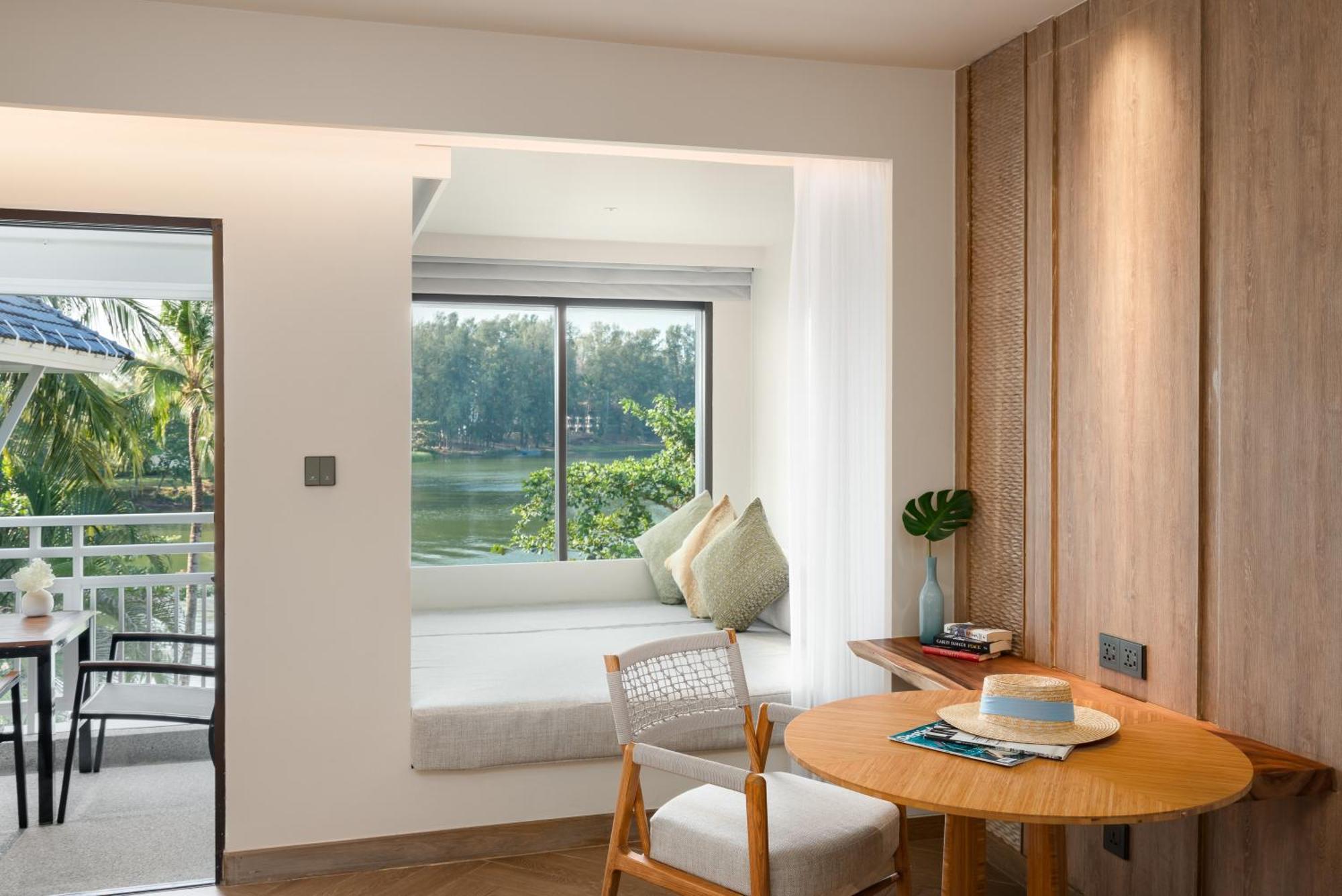 منتجع أوتريجر لاجونا بيتش فوكيت شاطئ بانغ تاو المظهر الخارجي الصورة Deluxe Room