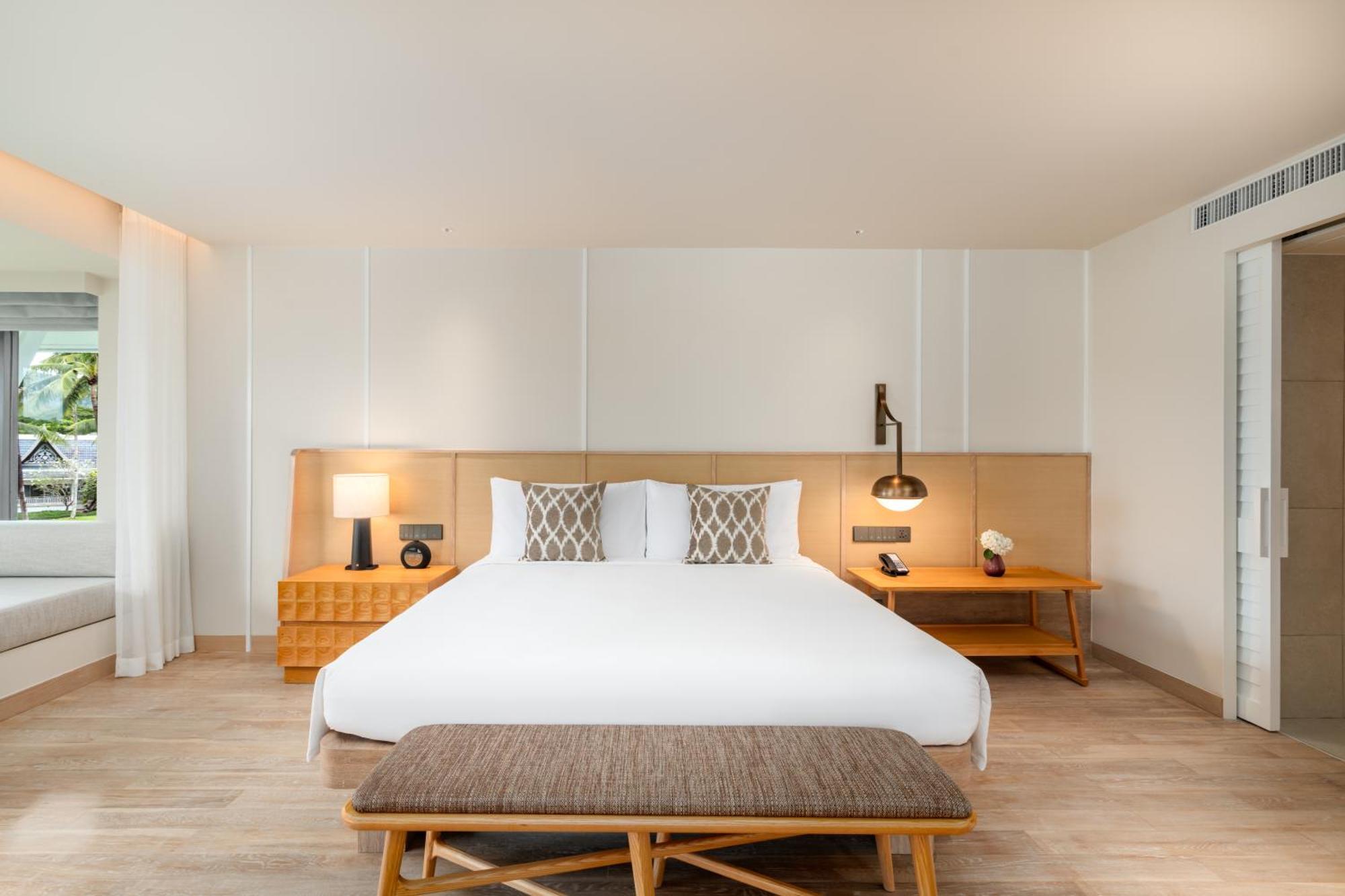 منتجع أوتريجر لاجونا بيتش فوكيت شاطئ بانغ تاو المظهر الخارجي الصورة A bedroom at the hotel