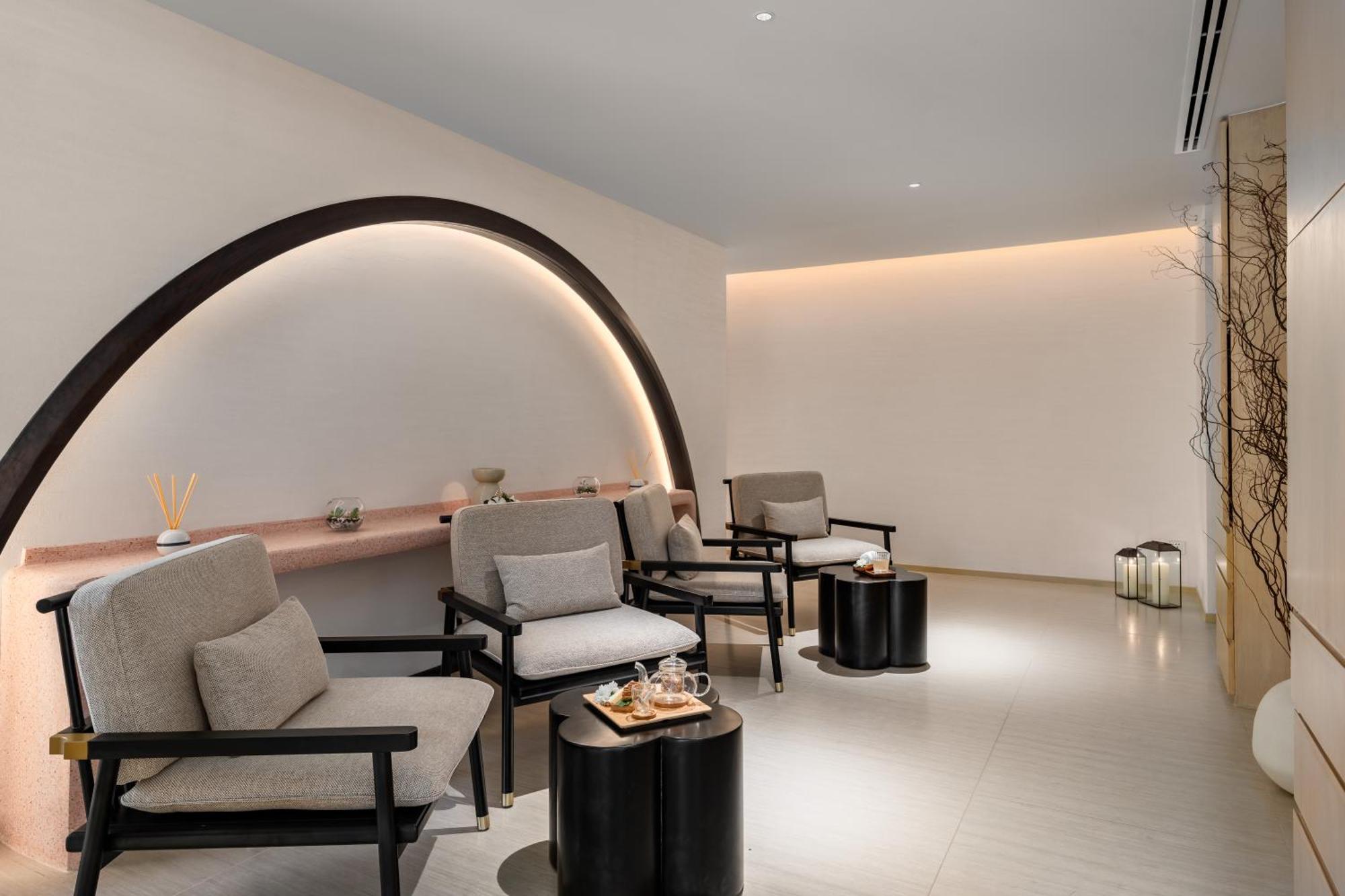 منتجع أوتريجر لاجونا بيتش فوكيت شاطئ بانغ تاو المظهر الخارجي الصورة The interior of the lounge