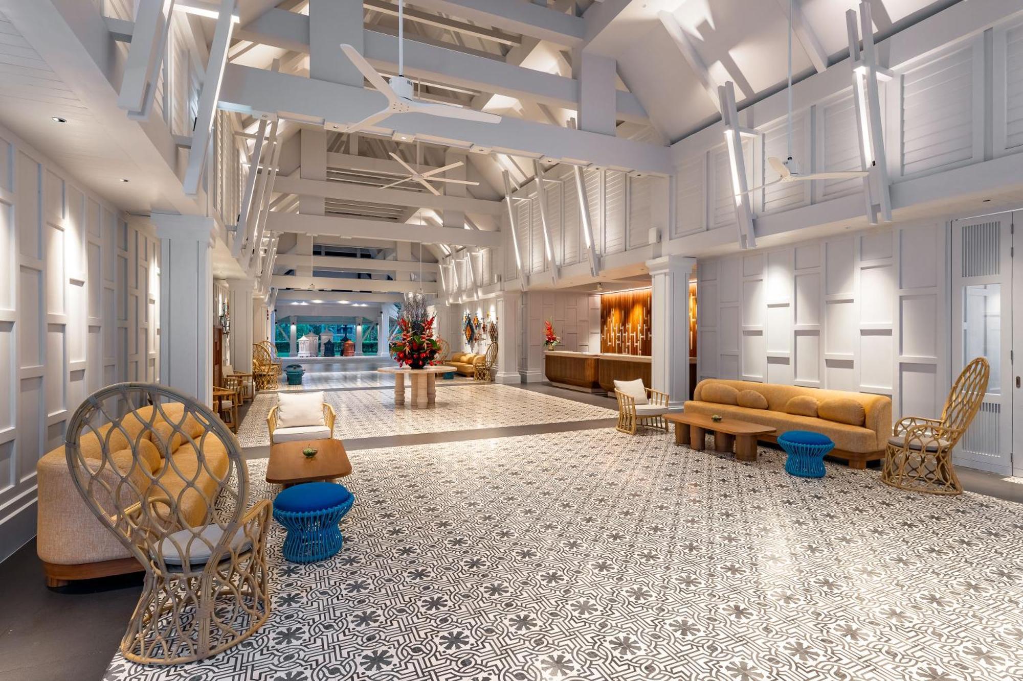 منتجع أوتريجر لاجونا بيتش فوكيت شاطئ بانغ تاو المظهر الخارجي الصورة The lobby of the hotel